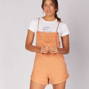 NWOT Umgee Tan Women’s Romper